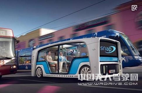 無人駕駛?cè)绾巫呦颥F(xiàn)實？車企與互聯(lián)網(wǎng)公司應(yīng)合作共贏