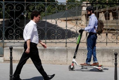 Uber開發(fā)無人駕駛電動(dòng)踏板車