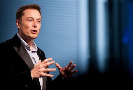 馬斯克：今年實(shí)現(xiàn)無人駕駛