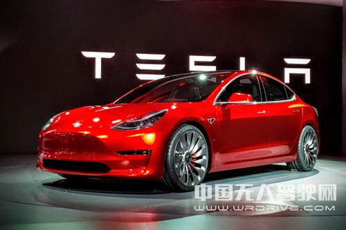 特斯拉Model 3首批國內(nèi)交付 明年或?qū)崿F(xiàn)完全自動駕駛