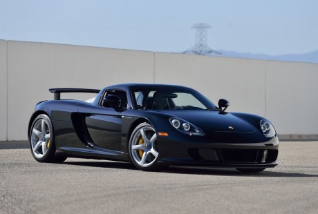 未成年男孩直播“無人駕駛”開豪車！