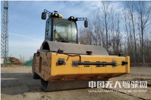 三一自主研發(fā)無人壓路機(jī) 路面施工進(jìn)入智能時代