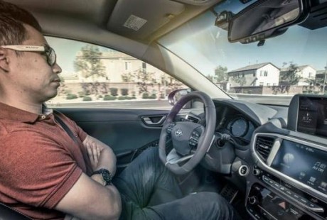 韓國(guó)現(xiàn)代車廠Hyundai將聯(lián)手騰訊，合作研發(fā)自動(dòng)駕駛汽車軟件！