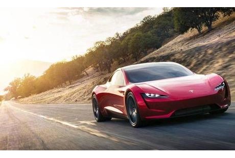 黑客使用小貼紙欺騙特斯拉自動駕駛儀進入錯誤的車道！