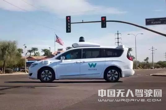 無人不談自動駕駛，但自主芯片在哪里？