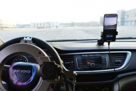 手機(jī)竟可以操作汽車無人駕駛，極果營銷攜榮耀獲金鼠標(biāo)獎(jiǎng)！