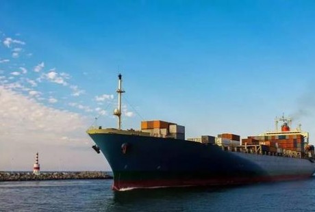 造價(jià)1.6億集裝箱船，純電動(dòng)可無(wú)人駕駛！