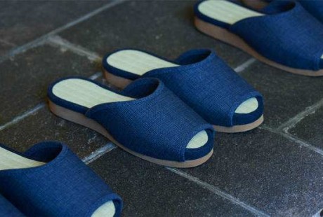 日本車廠最新產(chǎn)品：自動(dòng)駕駛拖鞋！