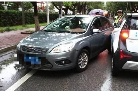 共享汽車已經(jīng)“無人駕駛”上路？路人驚呆了