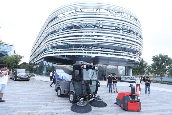 高仙發(fā)布第二代無人駕駛環(huán)衛(wèi)車 最大限度減少人工干預程度