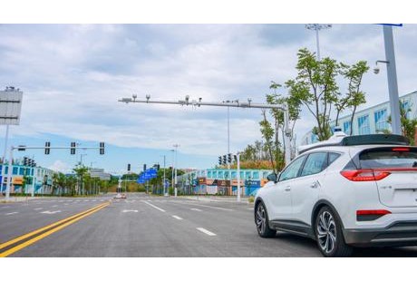 拿下5張北京自動駕駛路測牌照，紅旗EV南北兩地加速開跑！