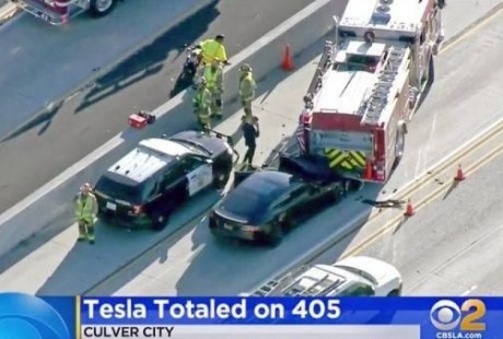去年加州特斯拉車禍，NTSB指自動駕駛和司機失誤系元兇