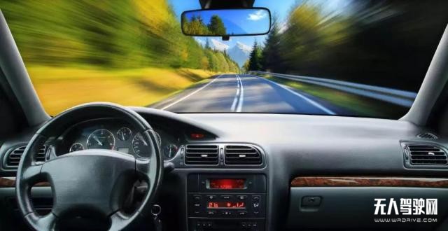 發(fā)出全球首張自動(dòng)駕駛商用牌照，武漢勇氣何來？