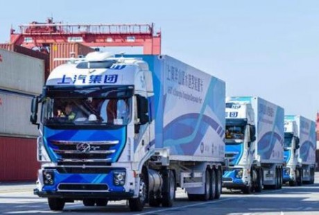 無(wú)人駕駛！上汽紅巖發(fā)布5G智能重卡