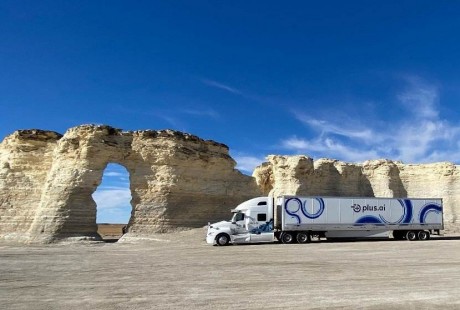 中國無人駕駛貨運完成橫穿全美壯舉！