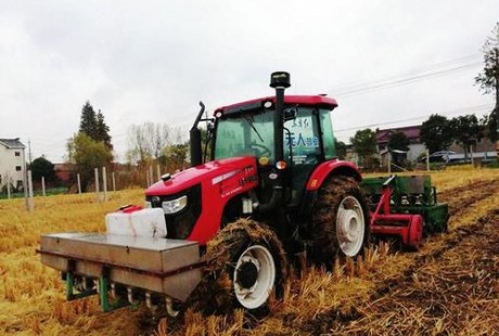 中國無人駕駛聯(lián)合耕播作業(yè)機來了！今年用于小麥生產(chǎn)