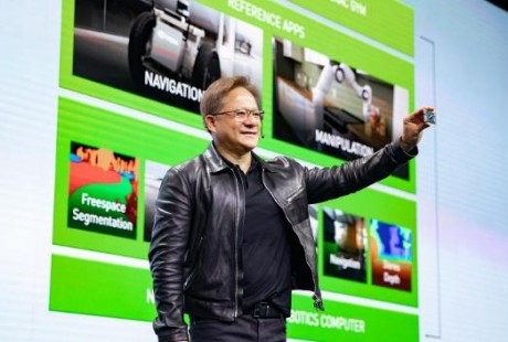 英偉達“變軟”，自動駕駛“破圈”