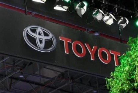 豐田向左，沃爾沃向右，自動(dòng)駕駛走向暖春還是寒冬？