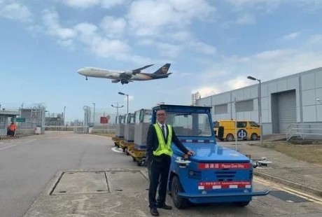 告別安全員，完全無人駕駛的新生意經(jīng)