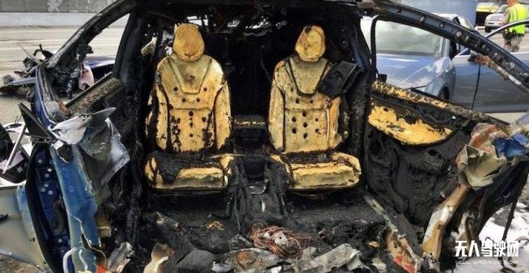 兩起特斯拉自動(dòng)駕駛事故最終報(bào)告：駕駛員都分神了，AEB系統(tǒng)沒(méi)避免碰撞