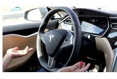 喝酒開特斯拉回家，坐在副駕駛無人駕駛算酒駕嗎？