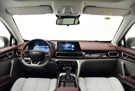 這款國產(chǎn)SUV擁有全新的標(biāo)識，配無人駕駛功能