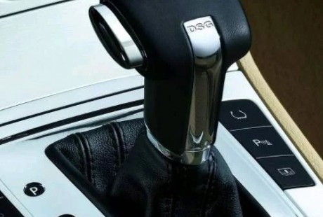 自動(dòng)駕駛技巧，記住這些要點(diǎn)，提高汽車的駕駛壽命