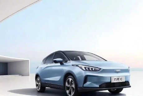 號(hào)稱全球首款量產(chǎn)無(wú)人駕駛純電SUV！吉利幾何C官圖發(fā)布
