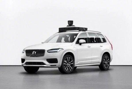 自動駕駛汽車離我們比較近。光學雷達的應(yīng)用程序使自動駕駛更便宜！