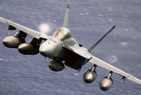 蘇57測試無人駕駛能力，秒變無人機(jī)，或?qū)⑼耆矫儡奆22