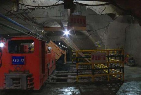 金川集團(tuán)公司千米井下礦石拉運(yùn)實(shí)現(xiàn)無人駕駛