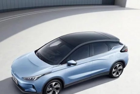 全球首款無(wú)人駕駛純電SUV！氣場(chǎng)趕超寶馬X1，配5G技術(shù)