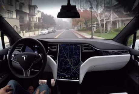 中國(guó)特斯拉車主：完全自動(dòng)駕駛差點(diǎn)要了命！