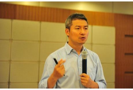 吳甘沙：都做無人駕駛 為何特斯拉比其他幾家燒錢少很多？