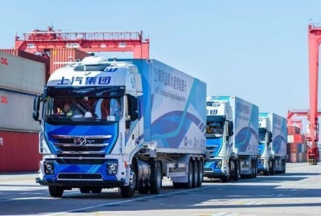排放降低60%，還能無(wú)人駕駛，上汽連卡車(chē)都能玩轉(zhuǎn)智能