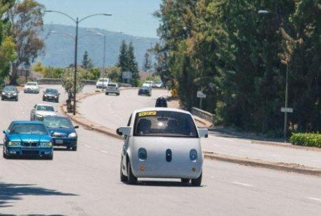 "無(wú)人駕駛"汽車(chē)何時(shí)才能真正走進(jìn)現(xiàn)實(shí)？