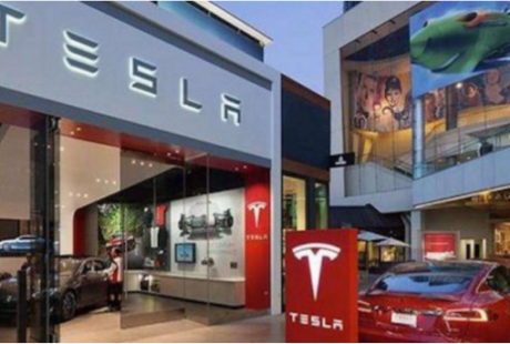 特斯拉自動駕駛和警車相撞 自動駕駛真的靠譜嗎？