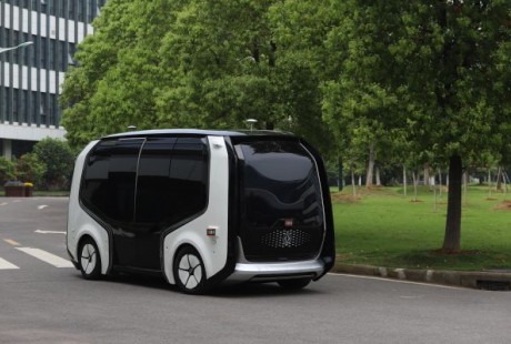 武漢“智慧小鎮(zhèn)”開鎮(zhèn)了，里面跑的都是無人駕駛汽車