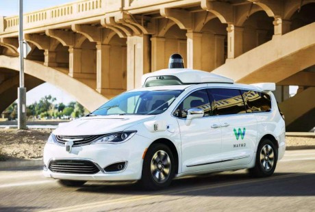 Waymo重啟全自動無人駕駛 中國Robotaxi還有多遠(yuǎn)？