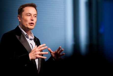 馬斯克說全自動駕駛要漲到1萬美元，美國監(jiān)管部門盯上了