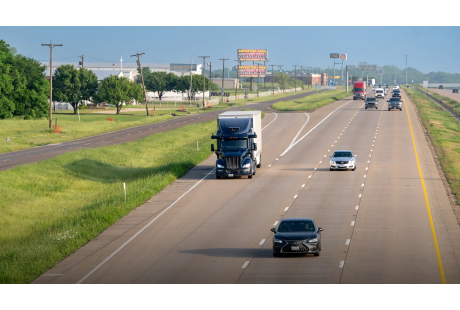 Aurora將開啟無人駕駛卡車夜間運營服務