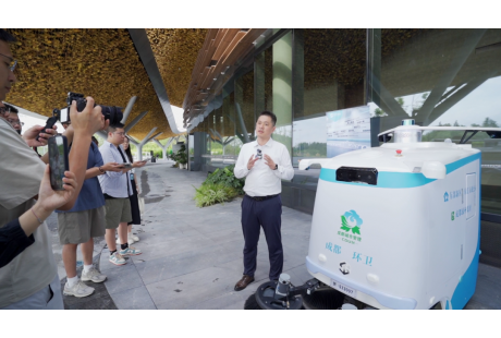 賽特智能董事長(zhǎng)李睿：揭秘環(huán)衛(wèi)何以成為具身智能規(guī)?；瘧?yīng)用的 “最優(yōu)解”